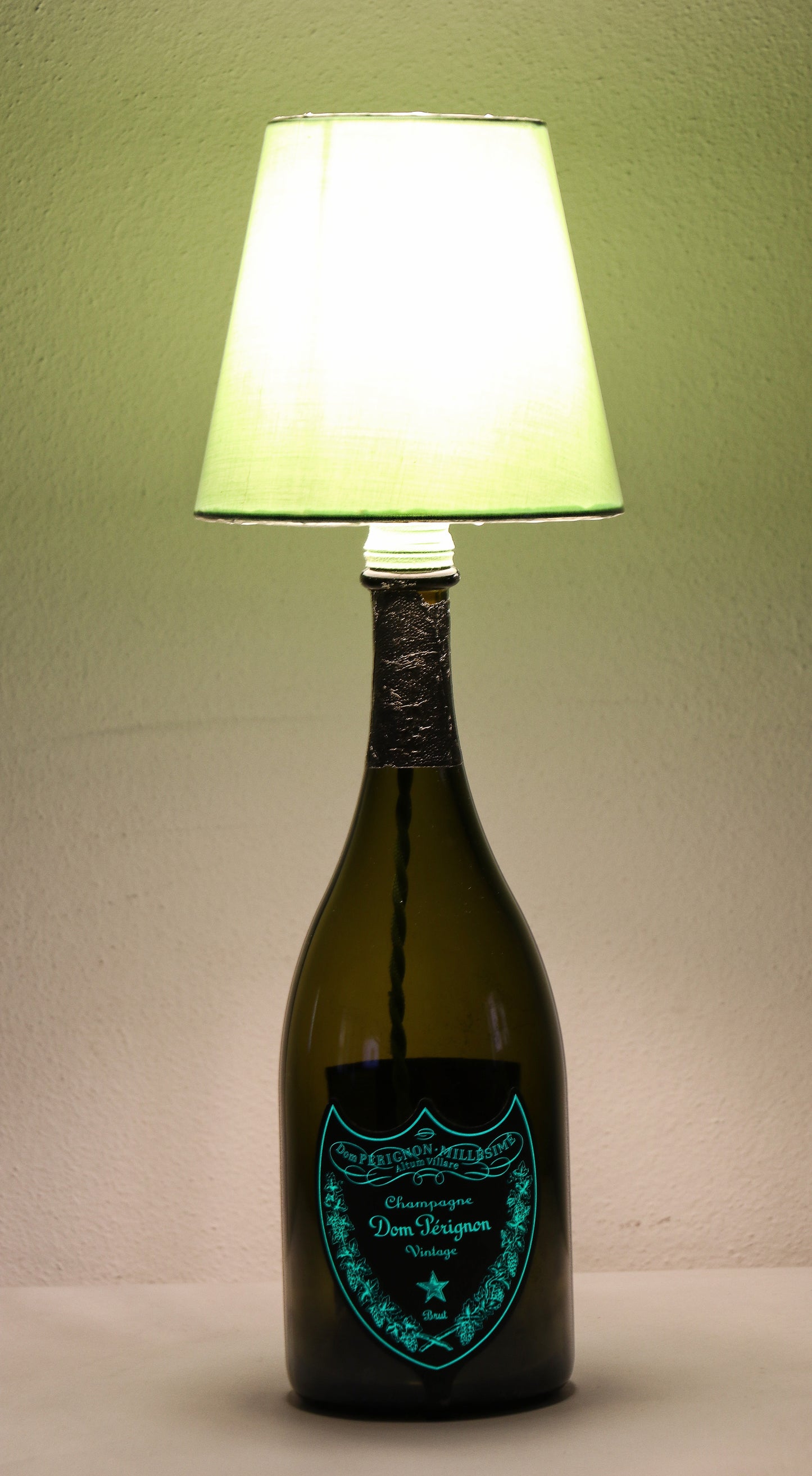 Lampada champagne "Luminor" con paralume verde