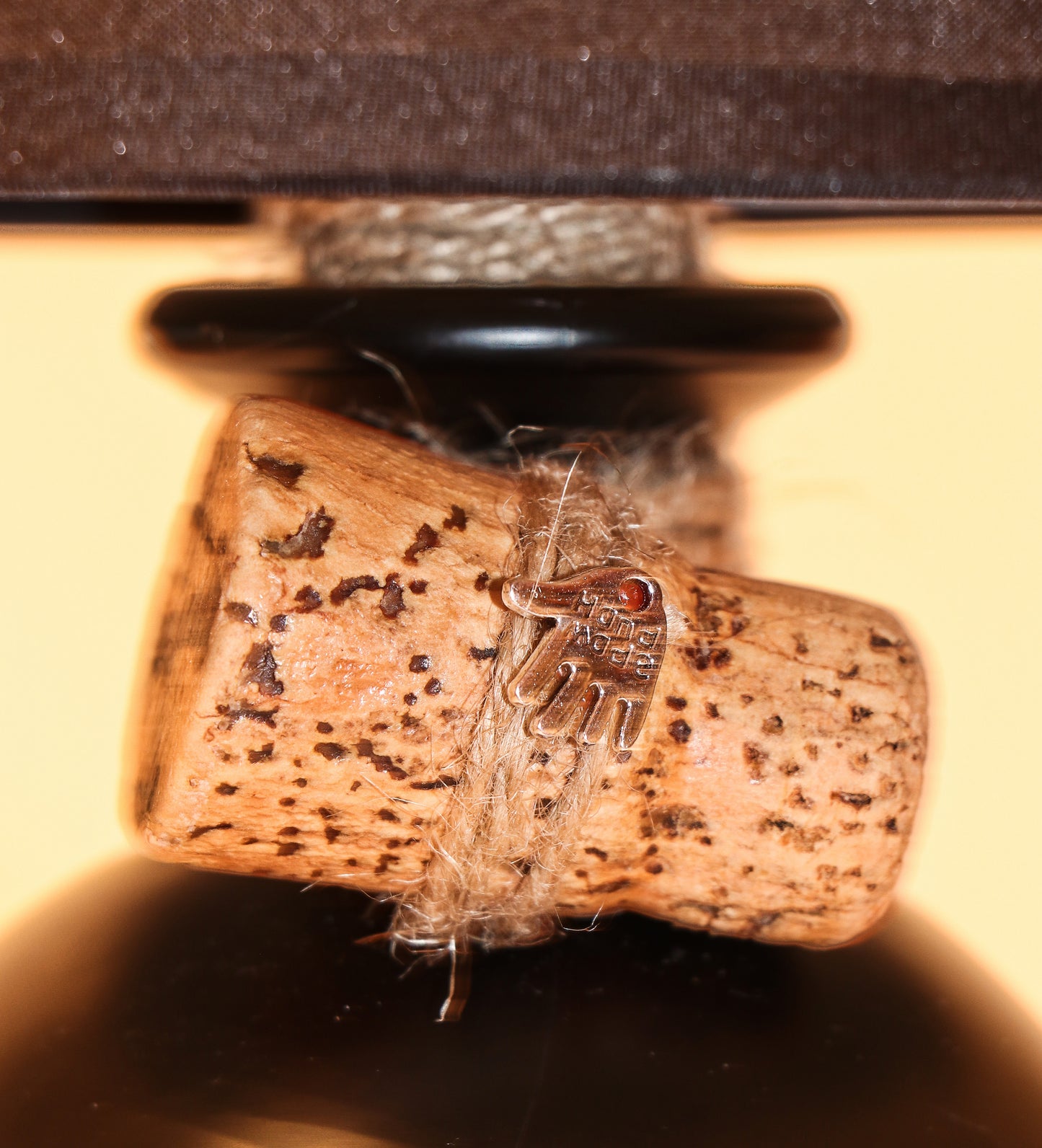 Lampada rum con paralume nero