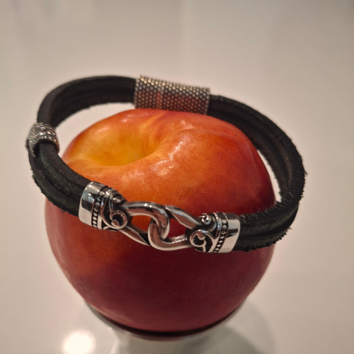 Handmade Viching Bracelet with Celtic knot iron detail