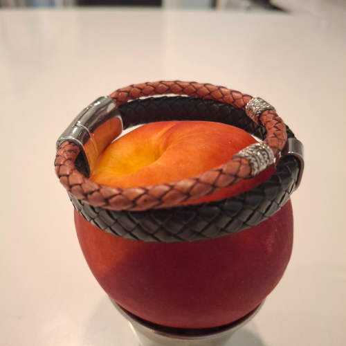 Double strand leather men’s bracelet with iron details