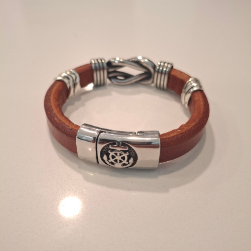 Nautical knot bracelet with navy-style iron applications