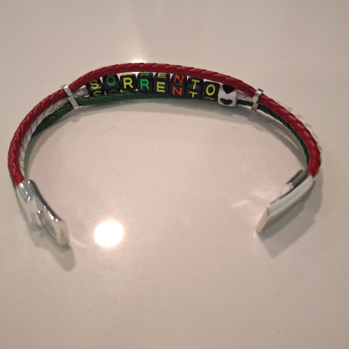 Bracelet Sentimento tricolor leather detail with SORRENTO letters.