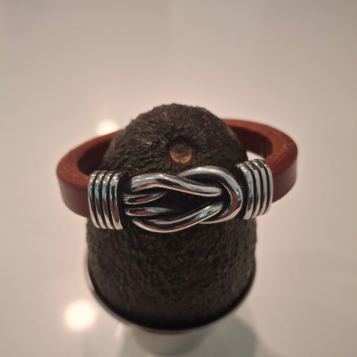 Brown leather Bracelet Captain with iron navy design