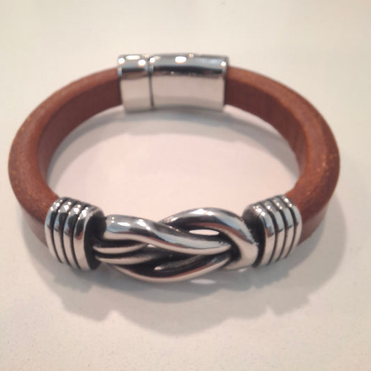 Bracelet Captain men’s leather bracelet with iron sailor knot