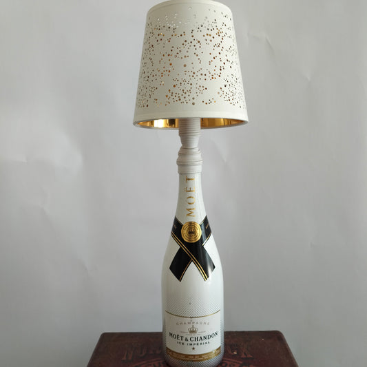 Cable-Lamp Notorious made with Moët & Chandon Ice Imperial bottle
