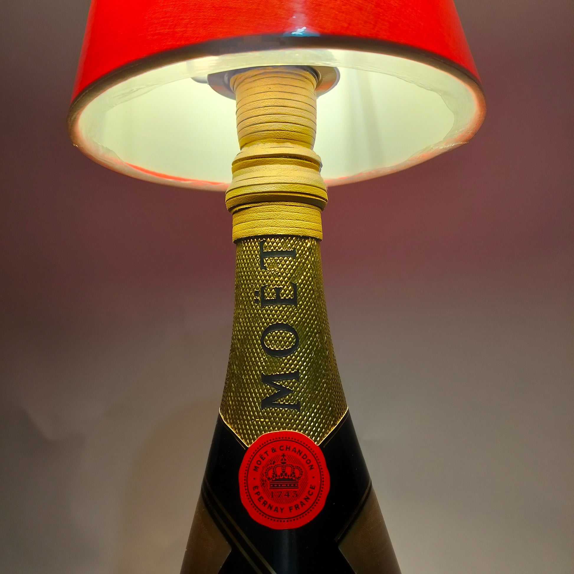 Heritage design lamp with Moët & Chandon bottle base