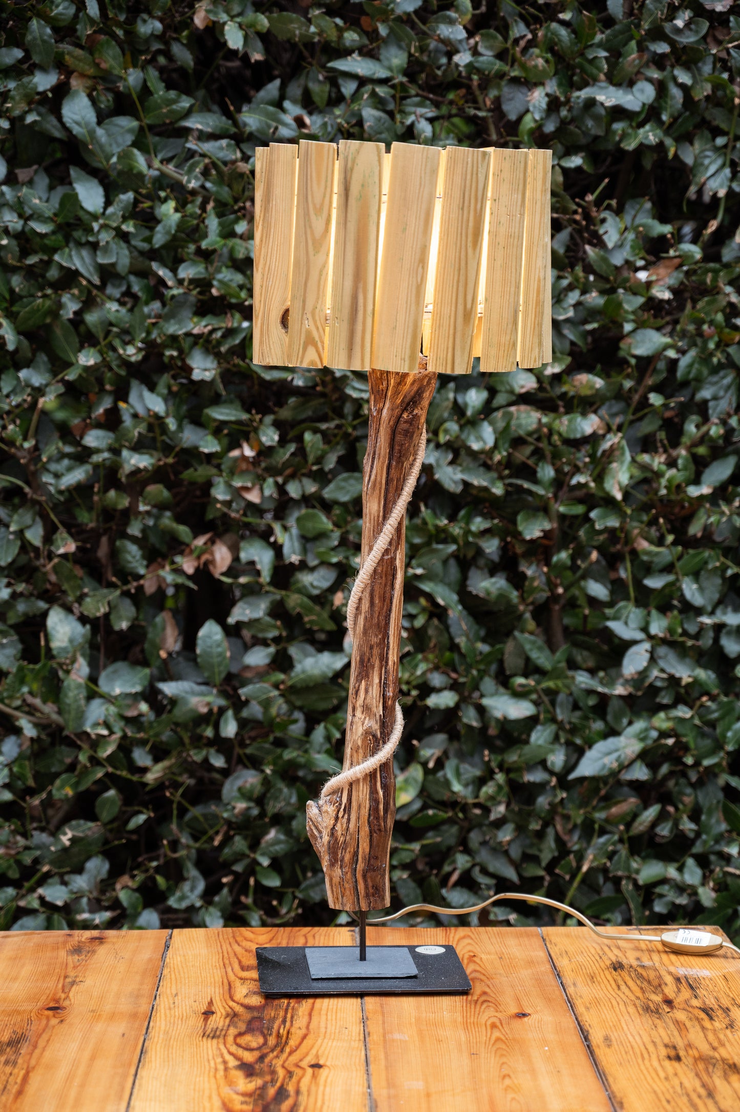 TORRE DI LEGNO BOSCO - CONSCIOUS LAMP