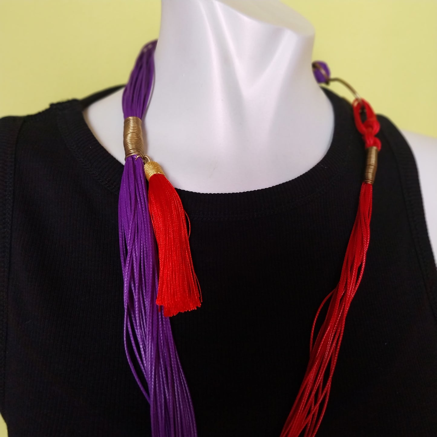 Spirale Necklace violet cord symbolizing spirituality and mystery
